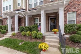222 Dove Cottage Ln, Cary, NC 27519-0505