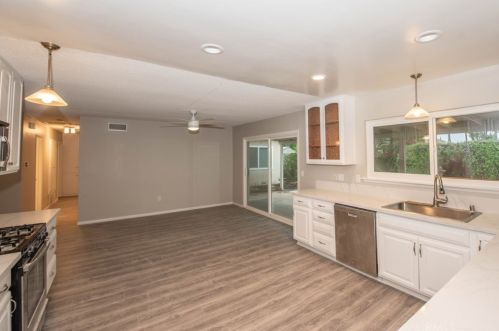 6375 Westview Dr, Riverside CA  92506-5325 exterior