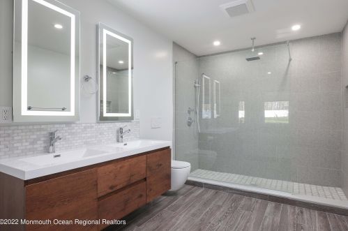 57 Raleigh Ct, Tinton Falls NJ 07724-2128 exterior