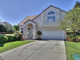 34295 Mimosa Ter, Fremont, CA 94555-1808