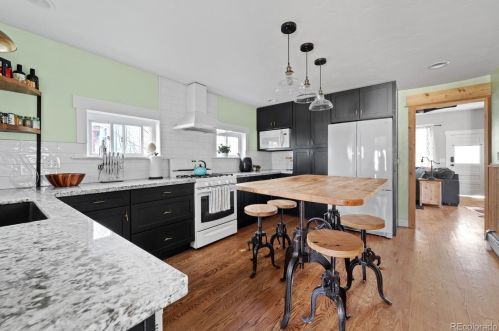 4165 Chase St, Denver, CO 80212-7329