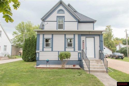 105 3rd Ave, Mapleton, MN 56065-9792