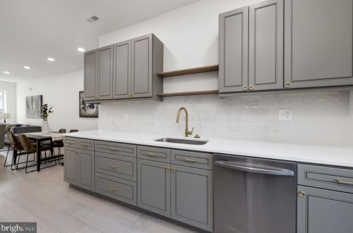 1264 28 St, Philadelphia PA 19145-1701 exterior