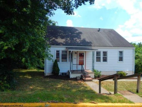 812 Price St, Morgantown WV  26505-5181 exterior