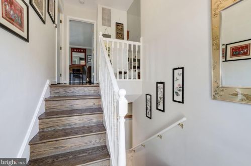 1726 Court Petit, Mc Lean VA  22101-5453 exterior