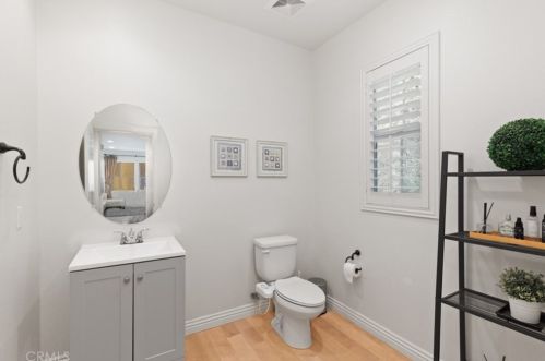 38 Latitude, Irvine CA  92618-8821 exterior