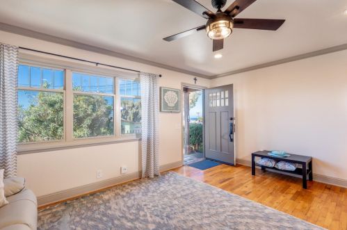 1466 Darwin St, Seaside CA  93955-5017 exterior