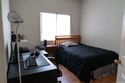 570 Vermont Ave, Anaheim CA  92805-5603 exterior