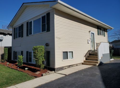 16321 Laflin Ave, Dixmoor, IL 60428-5769