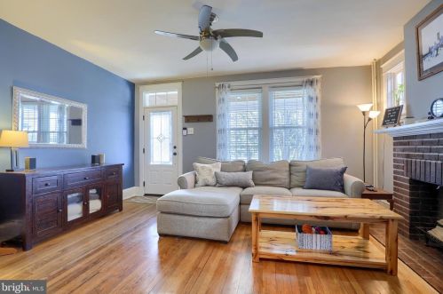 309 Rider Ave, Lancaster PA  17603-4832 exterior