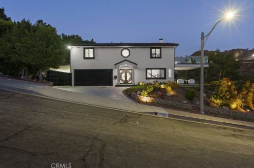 2434 Delisle Ct, Glendale CA  91208-2210 exterior