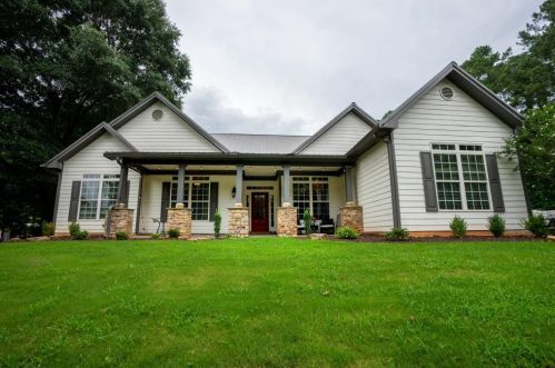 713 White St, Suwanee, GA 30024-1807