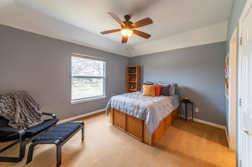 3609 Cimarron Dr, Carrollton TX 75007-6304 exterior