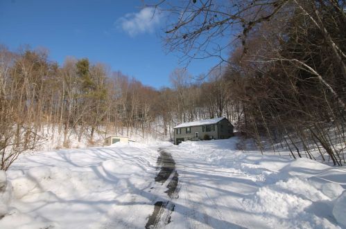 172 Scotts Dr, Unity, NH 03603-4324