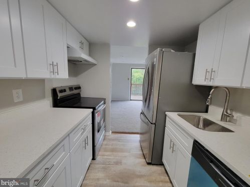 6570 Fruitgift Pl, Columbia, MD 21045-4508