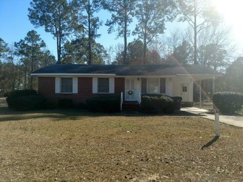 85 Thompson Rd, Baxley, GA 31513-2268