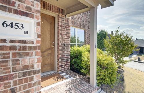 6453 Canyon Trl, Fort Worth, TX 76135-2345