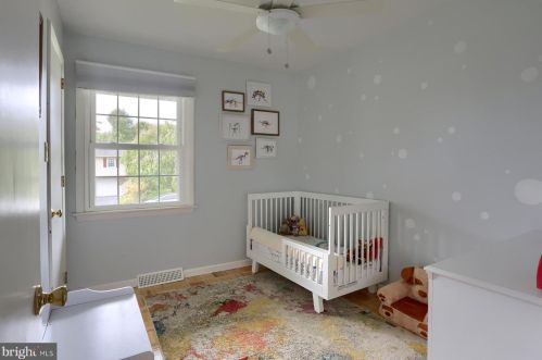 2861 Southwick Dr, Lancaster PA  17601-3547 exterior