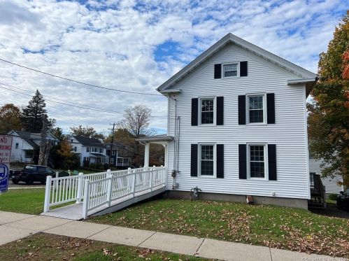 576 Main St, Meriden, CT 06450-5069