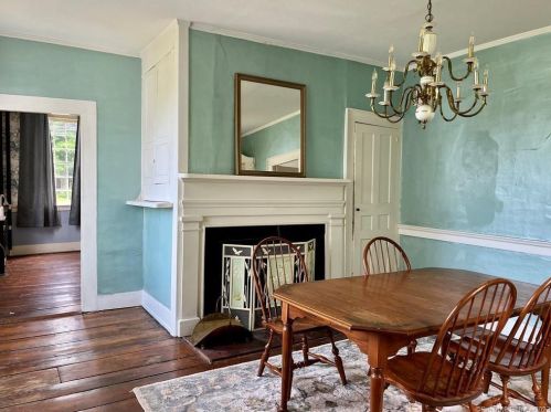 872 Westfield St, Middletown CT  06457-1946 exterior