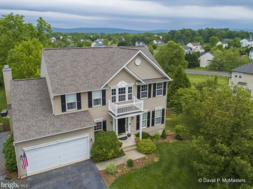 96 General Mcclellan Ct, Harpers Ferry, WV 25425-3124