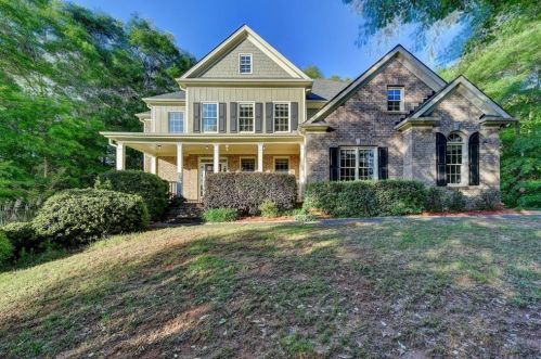 677 Hunting Hills Dr, Braselton, GA 30517-5047