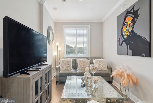 431 Berks St, Philadelphia, PA 19122-2220