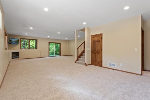 2200 Hadley St, Saint Paul MN  55119-5386 exterior