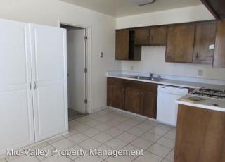 4347 Monte Vista Ave, Visalia, CA 93277-6939