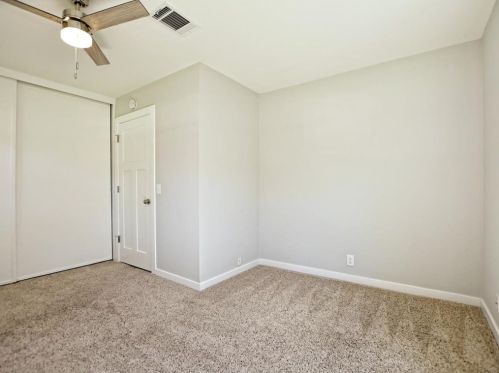 7607 Creston Ln, Austin TX  78752-1326 exterior