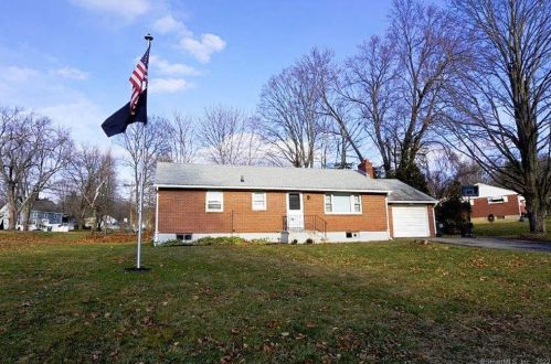 5 Revere St, Torrington, CT 06790-3445