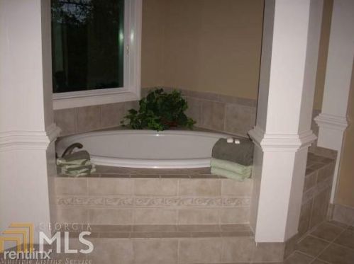 3623 Little Spg Dr, Stockbridge GA  30281-5698 exterior