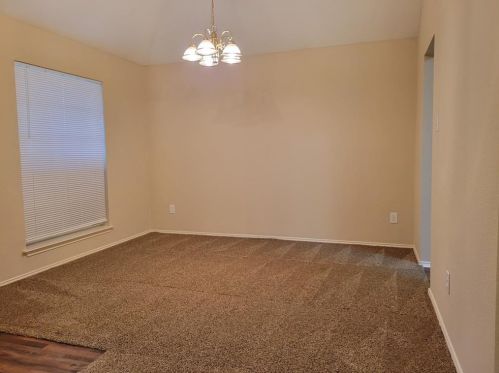 710 Kristi Ln, Cedar Hill TX  75104-2810 exterior