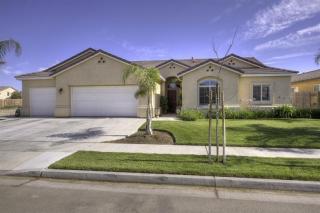 1609 Morro Ln, Lemoore, CA 93245-2676