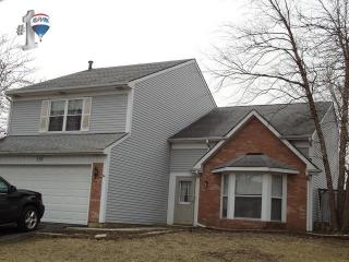 115 Ainslie Dr, Westmont, IL 60559-2652