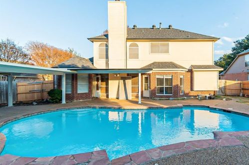 7317 Cross Keys Dr, Fort Worth TX  76182-6059 exterior