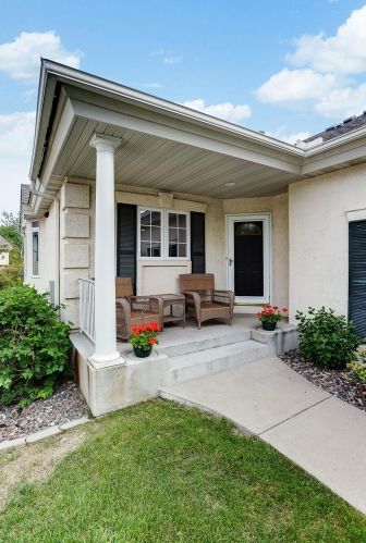 7852 Victoria Way, Minneapolis, MN 55426-3063
