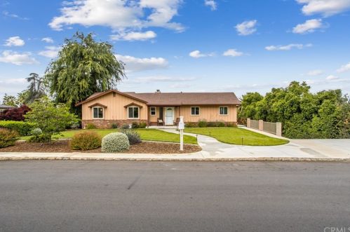 1284 Crescent Ave, Redlands, CA 92373-6566