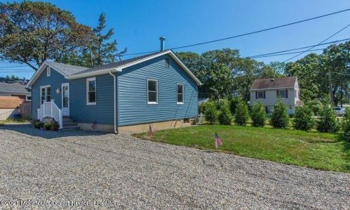 1 Dunham Ln, Point Pleasant Beach, NJ 08742-2120