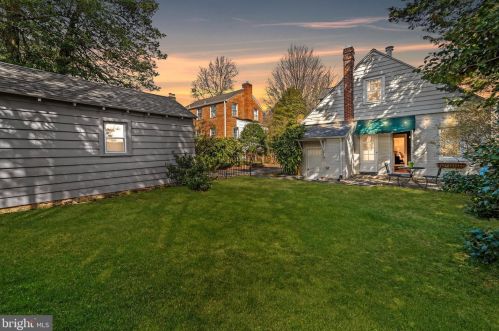 9506 Garwood St, Silver Spring, MD 20901-2938