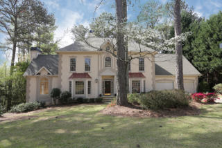 5900 Plantation Dr, Roswell, GA 30075-2866