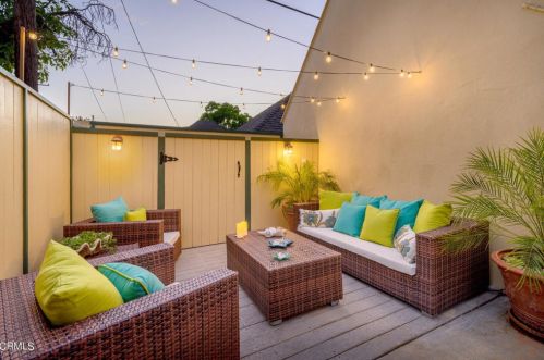 1149 Cordova Ave, Glendale CA  91206-2115 exterior