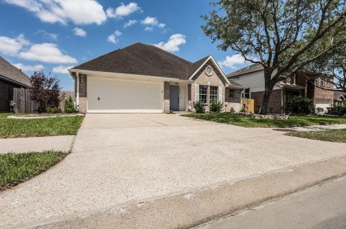 3422 Dorsey Ln, Pearland, TX 77584-1577