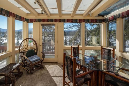 10140 Olympic Blvd, Truckee, CA 96161-1701