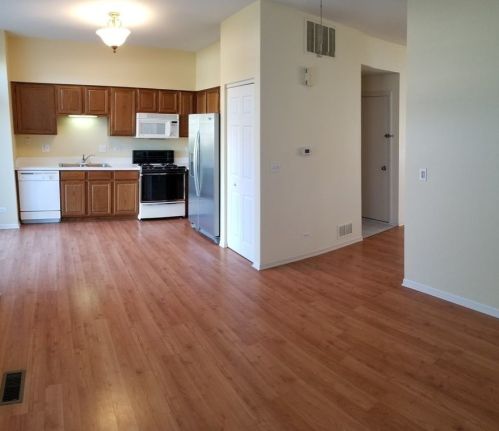 2810 Loveland St, Naperville IL  60564-9498 exterior