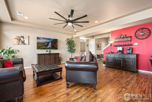 4927 Saddlewood Cir, Loveland CO 80534-8219 exterior