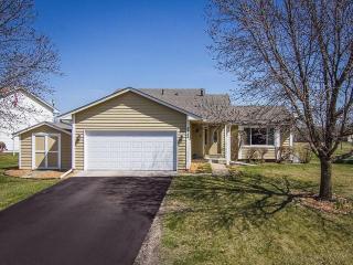 5744 141st St, Prior Lake, MN 55378-1901