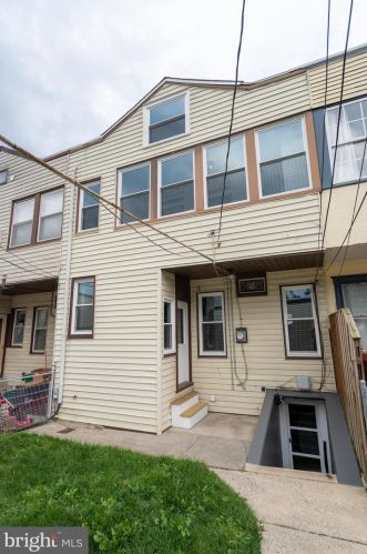 131 Ross St, Lancaster PA  17602-1926 exterior