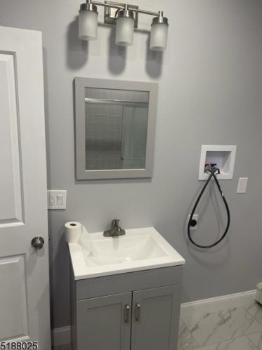 26 Wagaraw Blvd, Paterson NJ  07508-1929 exterior