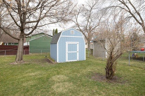 4266 Jasper Dr, Saint Paul MN  55122-2011 exterior
